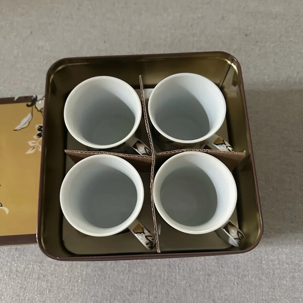 Floral Mug Set with Box NEW